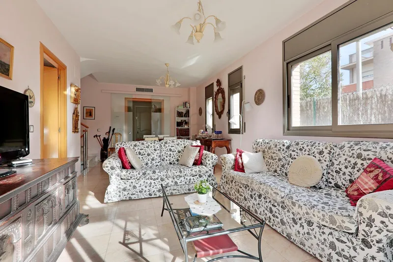 Casa en Roda de Berà 305m² 4h4b P5