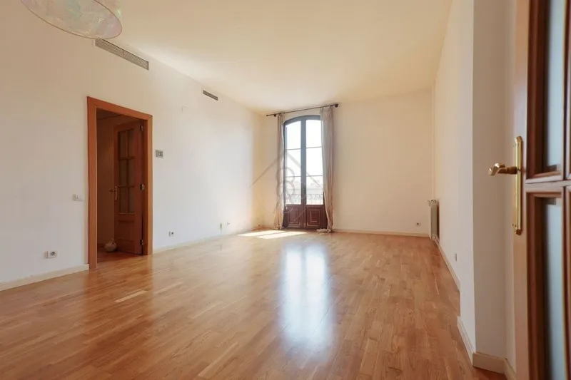 Piso en Passeig de Gràcia 110m² P5